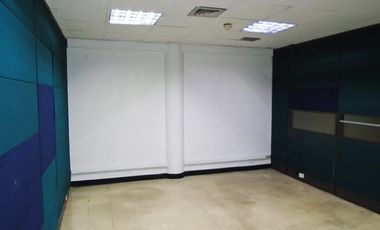 PR13759 OFICINA EN RENTA SECTOR SAN FERNANDO