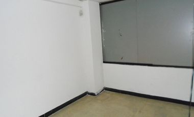 PR13759 OFICINA EN RENTA SECTOR SAN FERNANDO