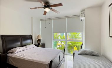 ESPECTACULAR CASA EN VENTA- COSTA SUR- $520,000