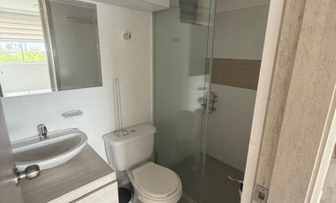 apartamento en arriendo en avenida condina. Cod A20563