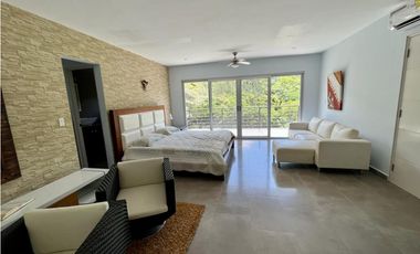 VENTA CASA EN ALTOS DEL MARIA CON PISCINA  5 Rec  1143MT2 MODERNA