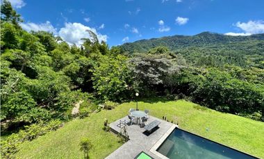 VENTA CASA EN ALTOS DEL MARIA CON PISCINA  5 Rec  1143MT2 MODERNA
