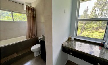 VENTA CASA EN ALTOS DEL MARIA CON PISCINA  5 Rec  1143MT2 MODERNA