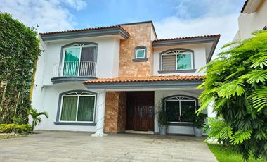 Casa en Venta en Fraccionamiento El Manantial
