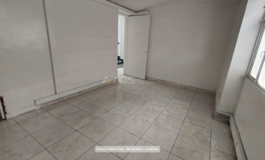 comercial (casa para comercio) en arriendo en centro. Cod A6192