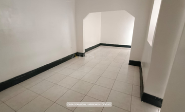 comercial (casa para comercio) en arriendo en centro. Cod A6192