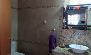 IMPORTANTE CHALET CON LOCAL