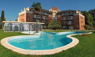 Hermoso e impecable departamento en condominio 
