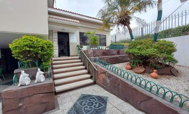 VENTA DE CASA EN BARRIO CENTENARIO - SUR DE GUAYAQUIL
