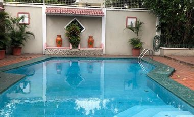 VENTA DE CASA EN BARRIO CENTENARIO - SUR DE GUAYAQUIL