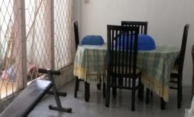 Rumah 2 Lantai Luas Dekat Alun-Alun Kramatwatu