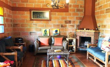 PR14254 Casa independiente en el sector SANTA ELENA para la venta