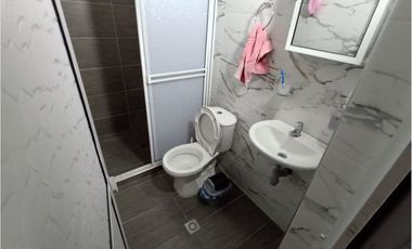 VENTA CASA LAGOS III, FLORIDABLANCA. Cod V8916