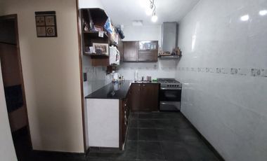Venta de PH 5 ambientes Villa Luzuriaga