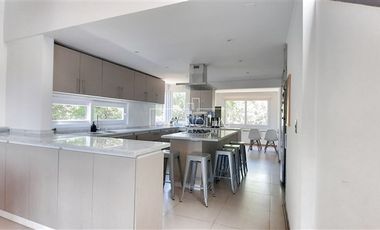Casa en venta de 7 dorm. en Los Vilos