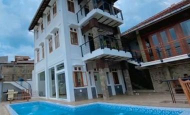 Jual Vila Lembang  LT 3180m² LB 500m² 6KT 5KM Full Furnish  6.9M Nego