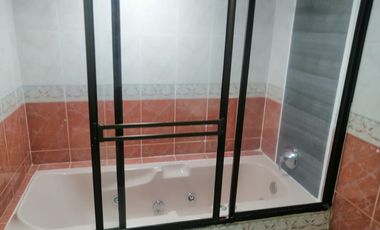 comercial (casa para comercio) en arriendo en alcala. Cod A63385