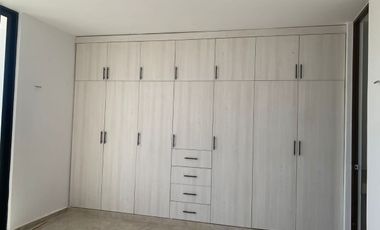 Excelente casa con habitación en planta baja