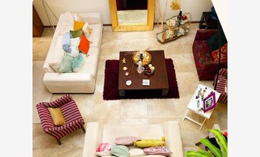 Casa en Renta con jardín grande