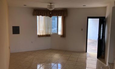 Casa en renta en privada, Campeche