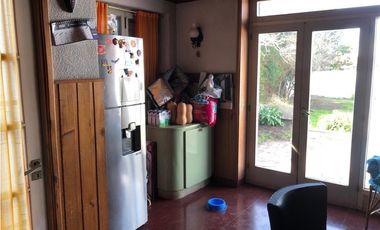 ---EN VENTA EXCELENTE  CASA 4 AMB EN DOS PLANTA VILLA PRIMERA--