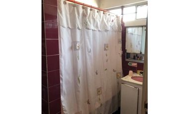 ---EN VENTA EXCELENTE  CASA 4 AMB EN DOS PLANTA VILLA PRIMERA--
