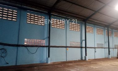 Gudang Bisa Truk Kontainer 20 Feet Di Tambun Bekasi