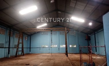 Gudang Bisa Truk Kontainer 20 Feet Di Tambun Bekasi