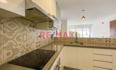 Se Alquila Amplio Departamento En La Mejor Zona De Barranco