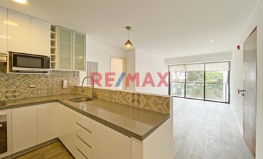 Se Alquila Amplio Departamento En La Mejor Zona De Barranco