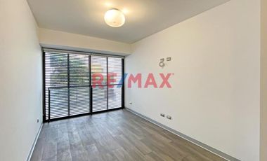 Se Alquila Amplio Departamento En La Mejor Zona De Barranco