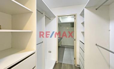 Se Alquila Amplio Departamento En La Mejor Zona De Barranco