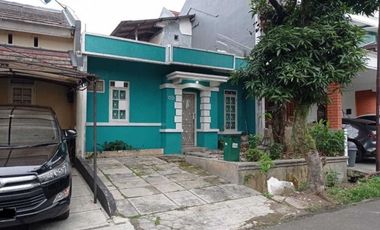 Dijual Rumah Murah di Taman Viktoria Sentul City