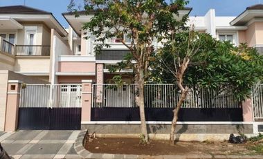 Rumah disewakan di Sukolilo, Surabaya