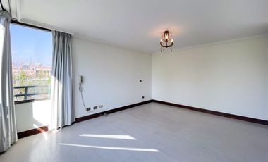 Departamento en venta de 5 dorm. en Las Condes