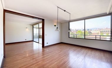 Departamento en venta de 5 dorm. en Las Condes
