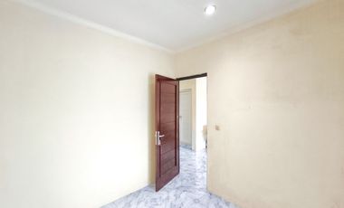 Rumah 16 Menit ke Mall Matahari Daan Mogot SHM Dibantu KPR J-35892