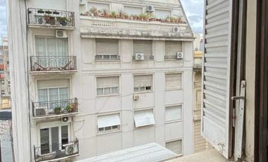 VENTA San Telmo, 2 ambientes al frente 50m2