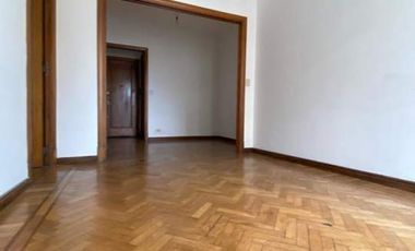 VENTA San Telmo, 2 ambientes al frente 50m2