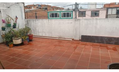 VENDO CASA EN LUCERNA