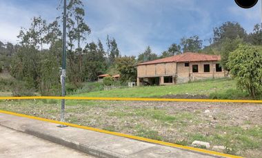 Terreno de venta en Capulispamba – código:19071