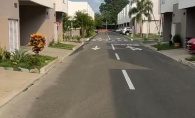 casa en venta en ciudad country. Cod V5908