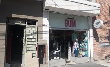 LOCALES COMERCIALES FRENTE A LA ESTACION CASEROS A ESTRENAR  CON RENTA INMEDIATA