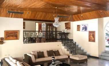 Casa en Alquiler en Kennedy