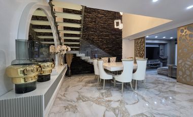 ALQUILAMOS CASA AMOBLADA MODERNA EN CONDOMINIO EN CIUDAD JARDÍN. Cod A11402