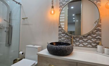 ALQUILAMOS CASA AMOBLADA MODERNA EN CONDOMINIO EN CIUDAD JARDÍN. Cod A11402