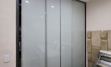 ALQUILAMOS CASA AMOBLADA MODERNA EN CONDOMINIO EN CIUDAD JARDÍN. Cod A11402