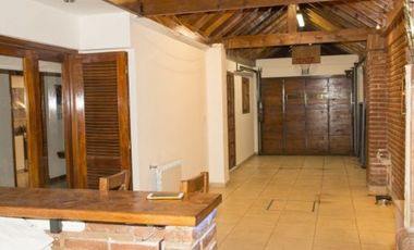 DUPLEX DE 4 AMBIENTES CON GARAGE DOBLE. Duplex en Venta.