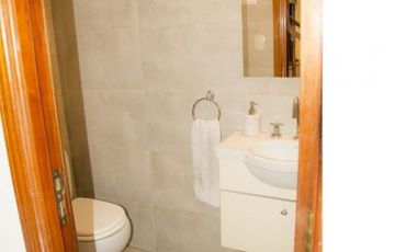 DUPLEX DE 4 AMBIENTES CON GARAGE DOBLE. Duplex en Venta.
