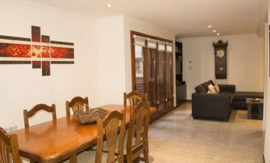 DUPLEX DE 4 AMBIENTES CON GARAGE DOBLE. Duplex en Venta.